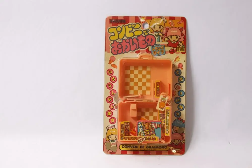 Kuzuwa Japan Conveni de Okaimono Vintage Koeda-style Playset ~ 260812-WH 1244